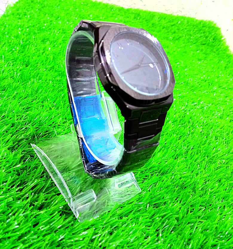 Black Arabic Aura Watch